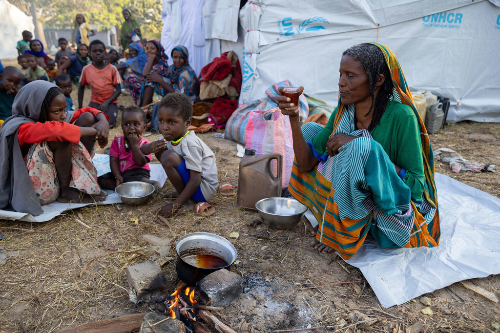 Estima-se que 3,3 milhões de sudaneses estão abrigados em vários países 