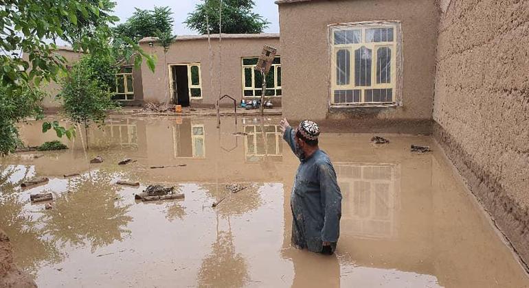 As enchentes estão afetando as comunidades no nordeste do Afeganistão.