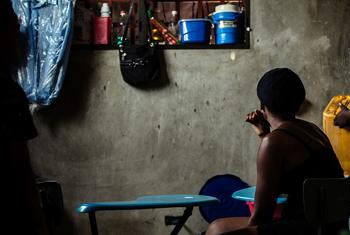 A woman in Haiti receives support through a PAHO/WHO initiative for survivors of sexual violence.