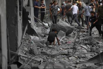 O campo de refugiados de Al Shati em Gaza foi atingido por ataques aéreos.