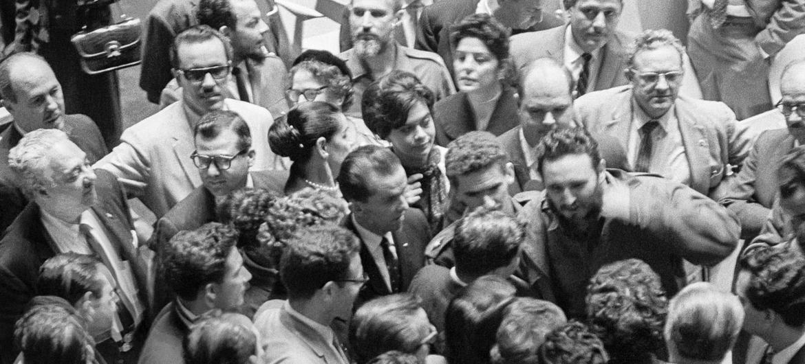 In the UN General Assembly Hall, Fidel Castro of Cuba is surrounded by colleagues and well-wishers during the 1960 general debate. (file)