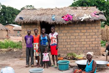 Особую обеспокоенность по-прежнему вызывает ситуация с правами человека в ЦАР.