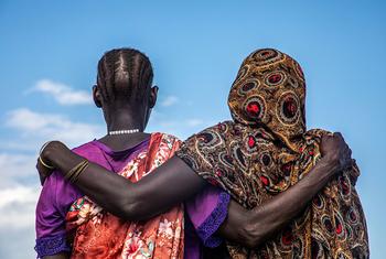 Friendly space for women at a camp for internally displaced people in Bentiu, South Sunda Friendly space for women at a camp for internally displaced people in Bentiu, South Sunda