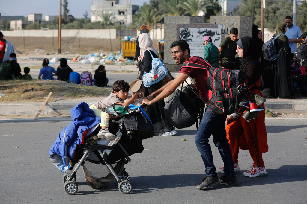 Palestinians continue to be displaced by the ongoing conflict.