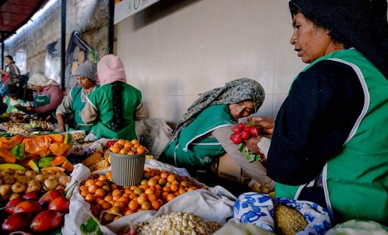 Продуктовый рынок в Эквадоре.