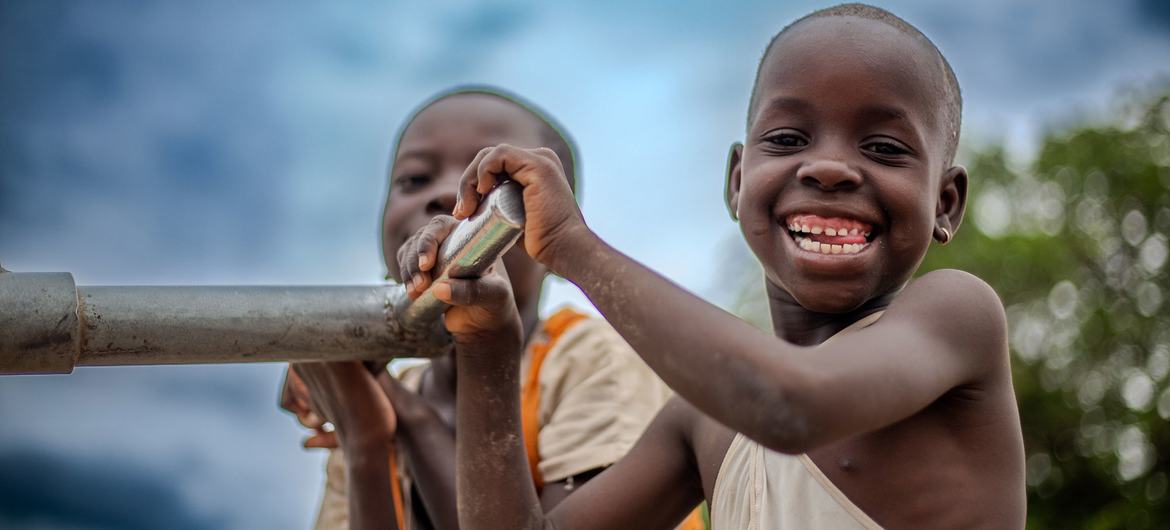 Reversing land degradation is part of the goal of UN-supported resilience and restoration efforts in Burkina Faso's Shea communities.