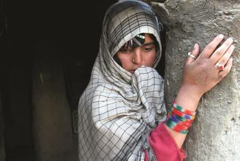Women in Afghanistan say they fear arrest, according to a new report by IOM, UN Women and UNAMA.