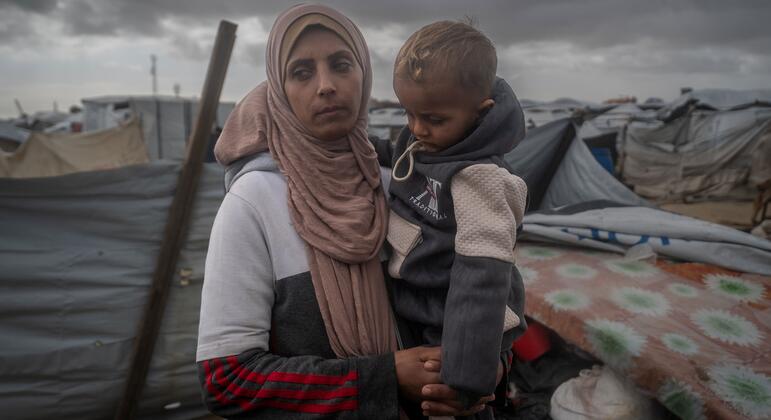 غزة - قلق بشأن الحوادث الأمنية قرب "الخط الأصفر" ودعوة لتعزيز النظام الصحي