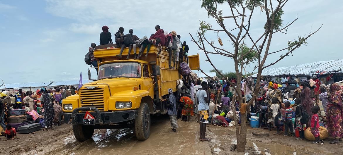 آلاف النازحين يصلون إلى منطقة الرنك بجنوب السودان