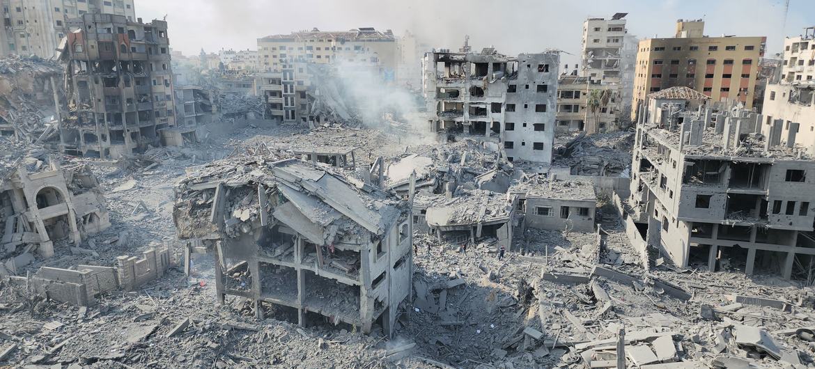 The Al-Rimal neighbourhood in the north of Gaza has been devastated by airstrikes.