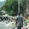 Столица Гаити Порт-о-Пренс. Из-за отсутствия топлива из города не вывозят мусор.