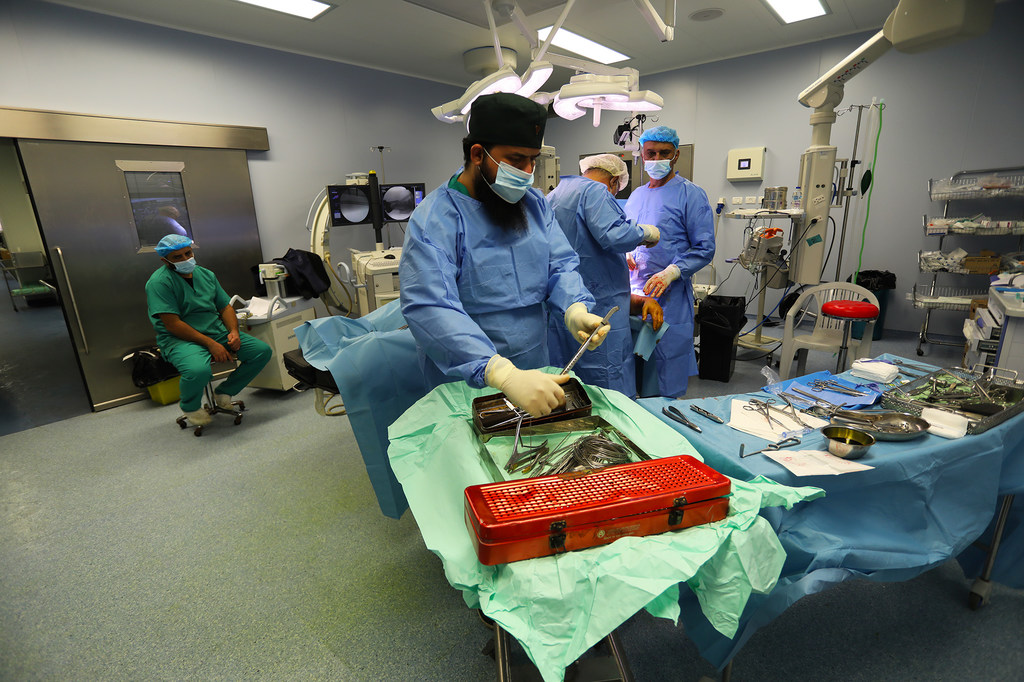 Des chirurgiens de l'hôpital Al-Quds à Gaza.