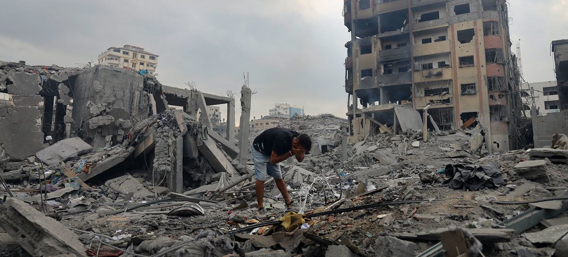 加沙大部分地区都成了一片废墟。