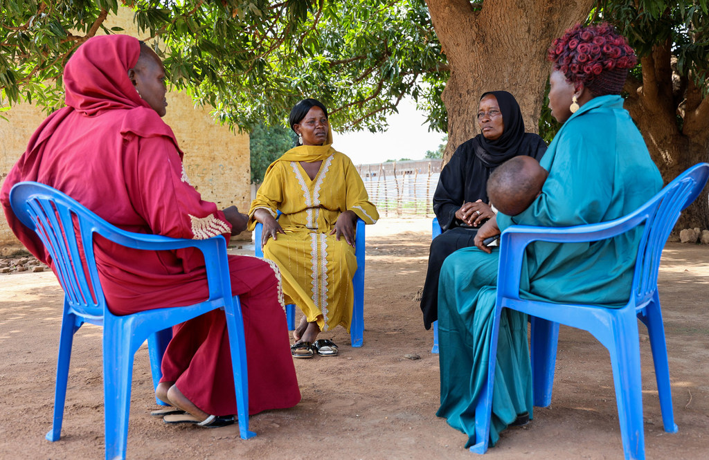 À Wau, des femmes se réunissent pour partager leurs expériences, se soutenir mutuellement et renforcer leurs compétences en matière de leadership.