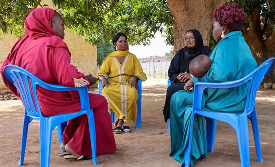 À Wau, des femmes se réunissent pour partager leurs expériences, se soutenir mutuellement et renforcer leurs compétences en matière de leadership.