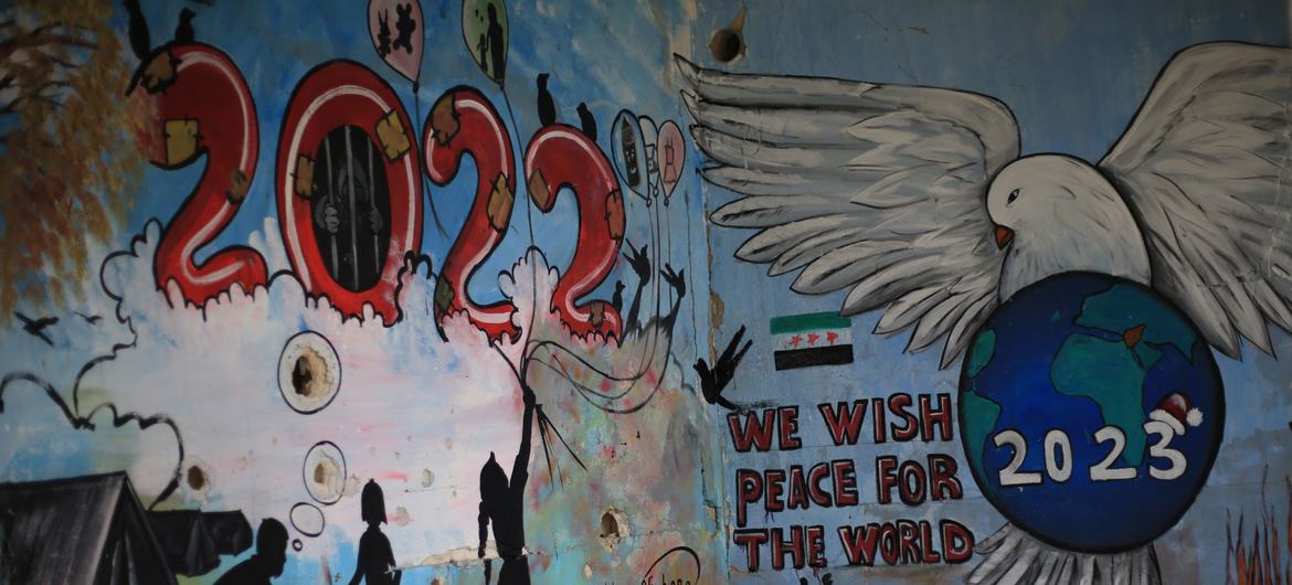 Une fresque en Syrie imagine un monde plus pacifique.