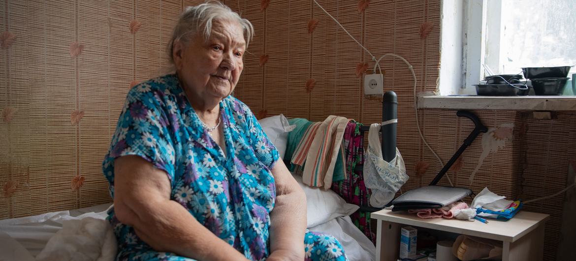 An elderly woman evacuated from the Donetsk region is now living in Dnipro City. An elderly woman evacuated from the Donetsk region is now living in Dnipro City.