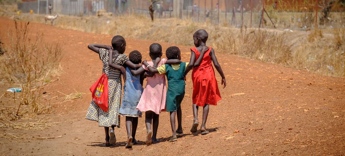 South Sudanese refugee children walk home together after school in the Nyumanzi refugee settlement in Uganda. (file)