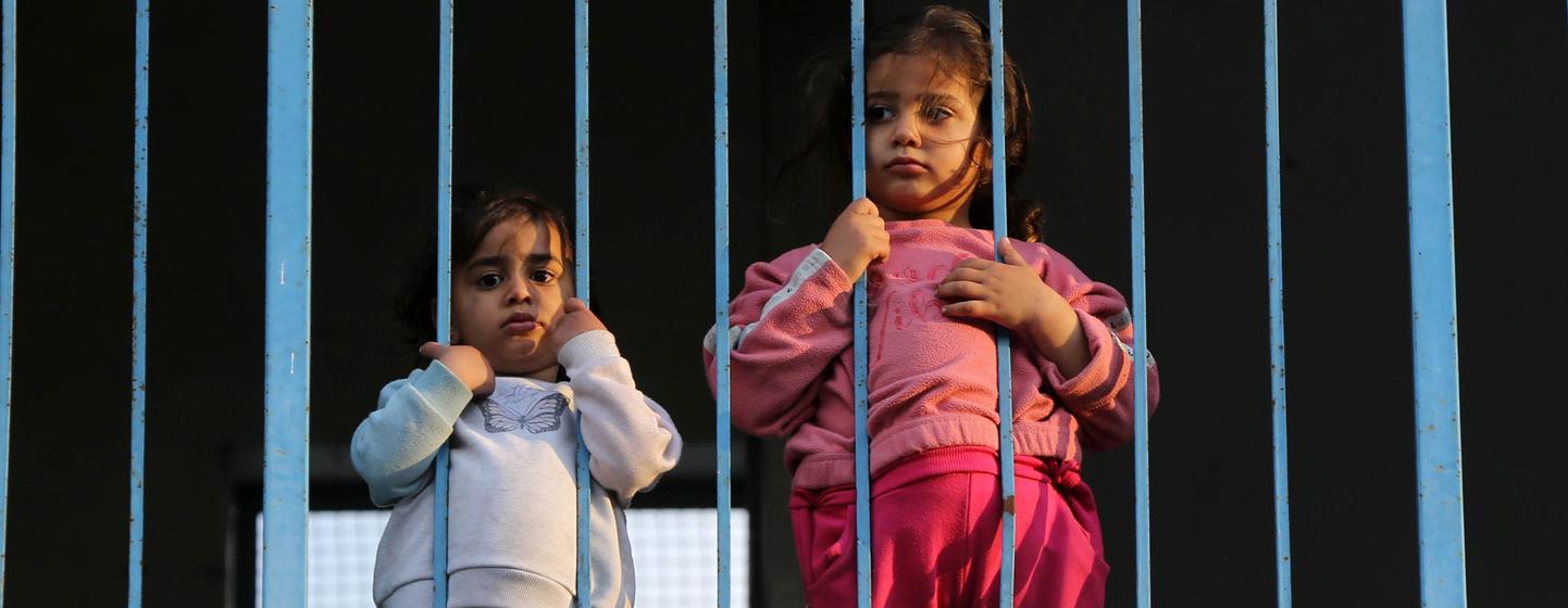 Deux petites filles à Gaza.
