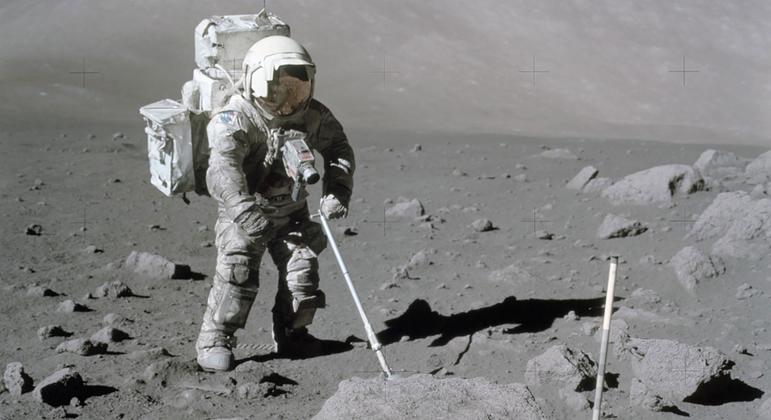 El astronauta de la NASA Harrison Schmitt en la Luna (archivo, 1972). El astronauta de la NASA Harrison Schmitt en la Luna (archivo, 1972).