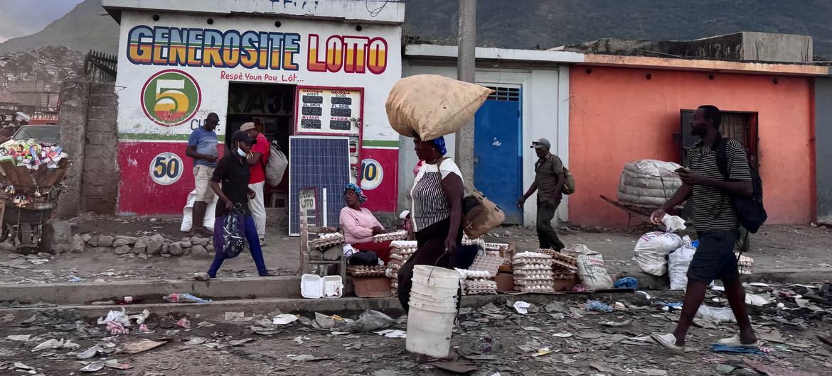 Human Rights Council hears concerns over displacement, genocide risks and migrant trafficking