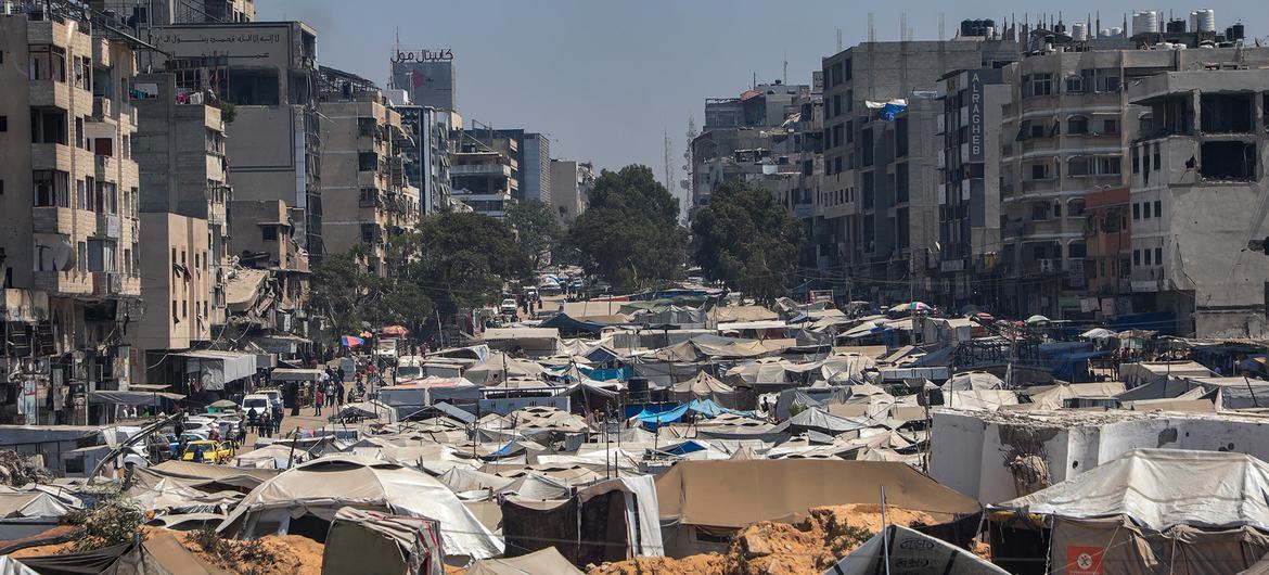 Лагерь перемещенных лиц Эль-Римал в Газе. 