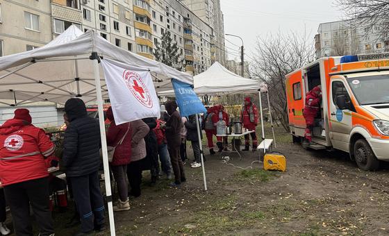 Гуманитарная помощь на западе Украины.