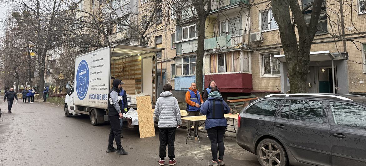 Гуманитарная помощь для жителей Тернополя, Украина. Гуманитарная помощь для жителей Тернополя, Украина.