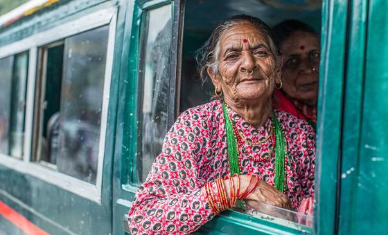 Expectativa de vida global sobe e mundo terá mais idosos que crianças em 2080