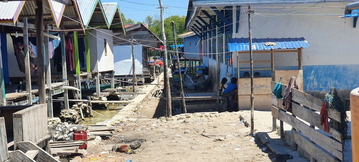 126 rumah di desa Bango di Sulawesi Selatan, Indonesia, mendapat manfaat dari listrik tenaga surya.