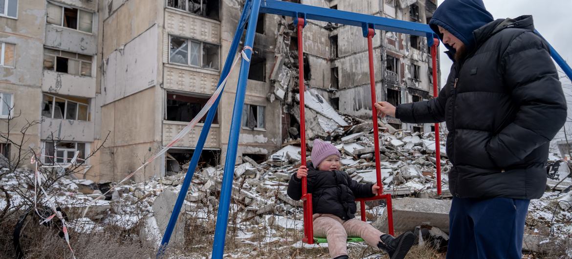 La vida de los niños ha sido muy afectada por la guerra en Ucrania.