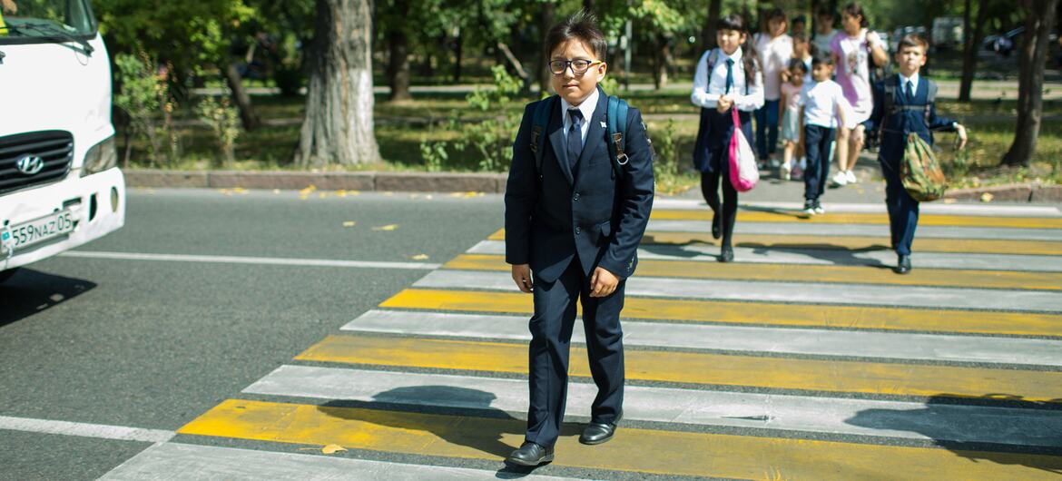 联合国道路安全会议闭幕，呼吁加快行动以挽救生命