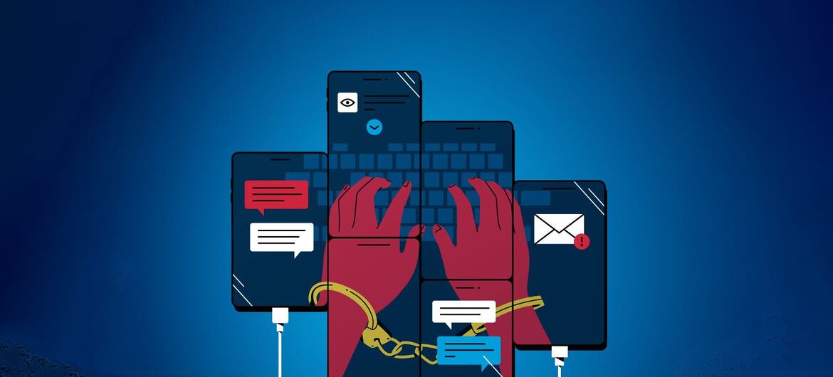 Ilustración de un par de manos esposadas tecleando en varios teléfonos inteligentes que muestran iconos de comunicación y correo electrónico, lo que representa la criminalidad forzada y las estafas en línea.