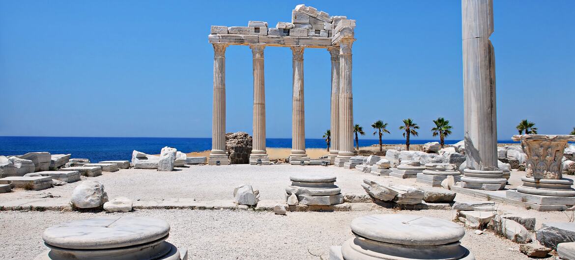 The Mediterranean’s own odyssey: An ecological treasure feels the strain