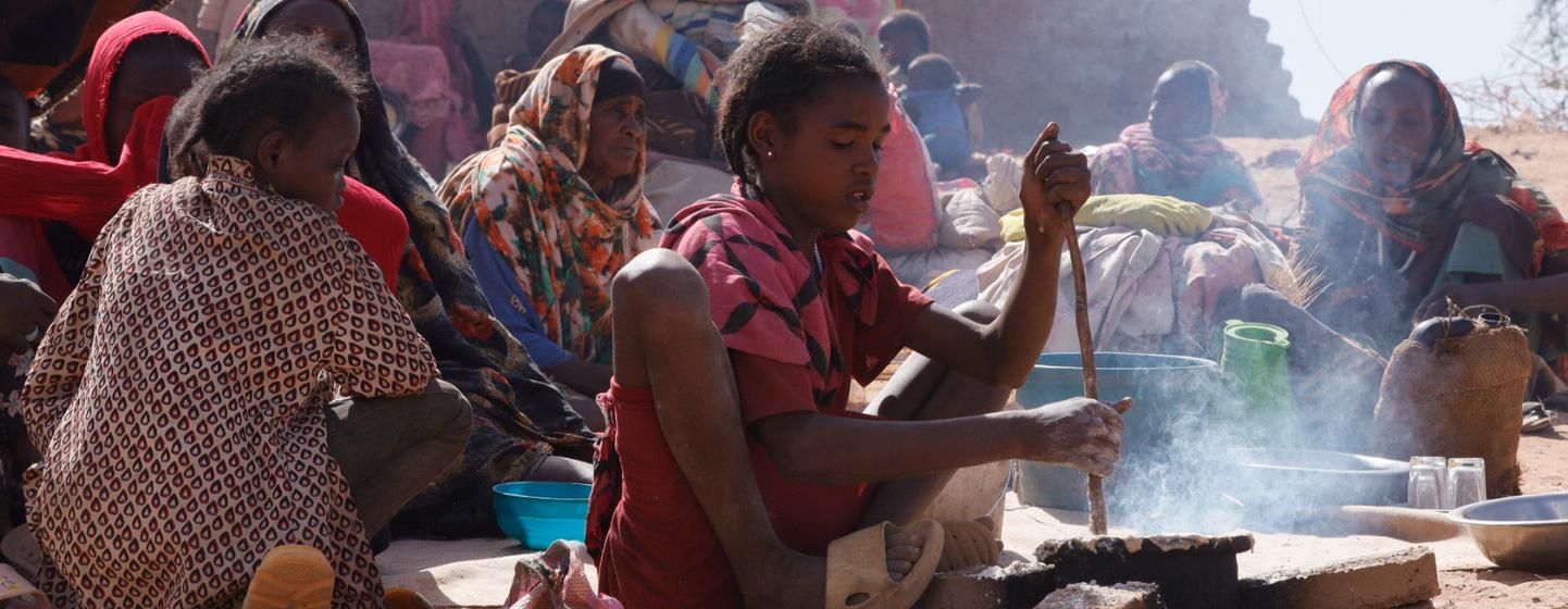 Des personnes déplacées par les violences au Darfour, au Soudan.