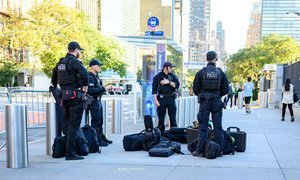 यूएन महासभा के वार्षिक सत्र के लिये न्यूयॉर्क में सुरक्षाकर्मी मुस्तैद हैं. 