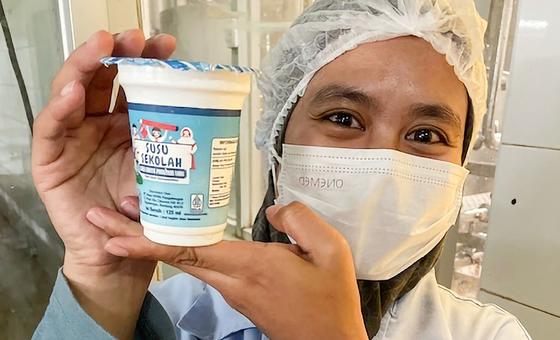 From milking stalls to mobile apps: UN-supported project powers rural revival in Indonesia thumbnail