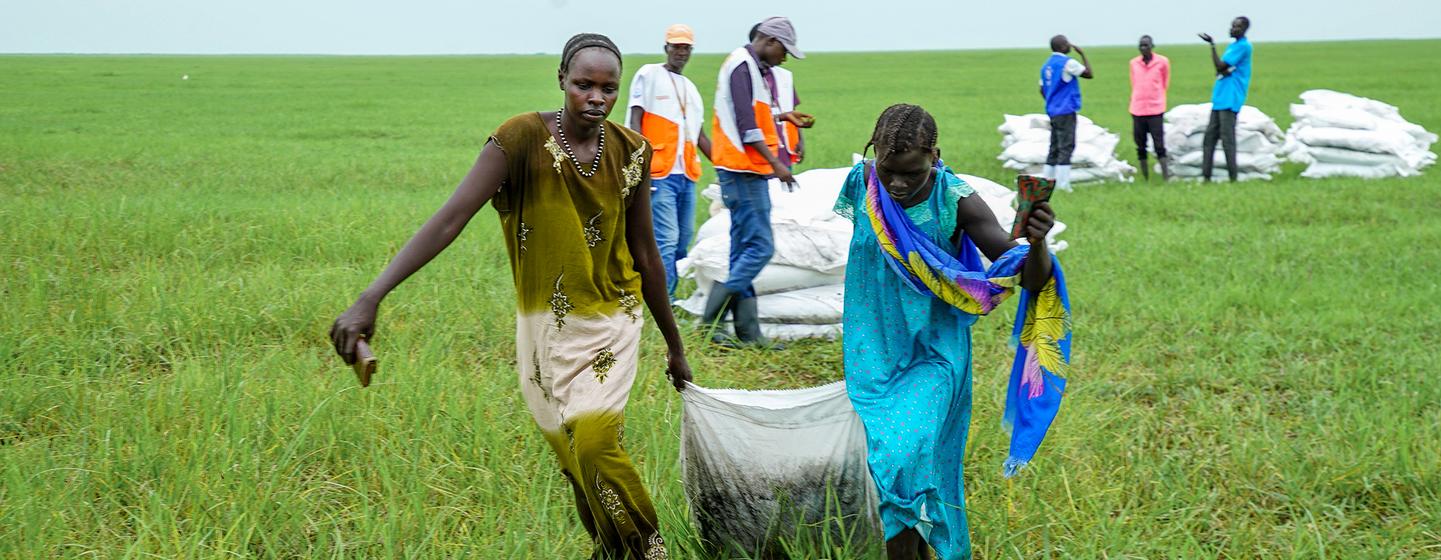 Largages aériens à Nyueny, dans l'État du Haut-Nil, au Soudan du Sud.