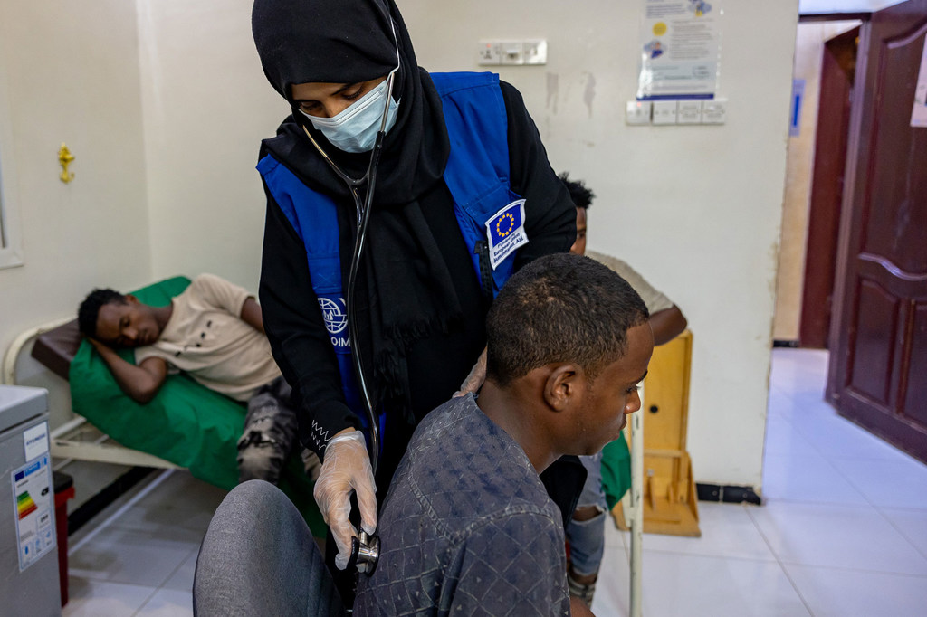 Dr. Nouf conducts an initial examination to assess her patient's health condition. Dr. Nouf conducts an initial examination to assess her patient's health condition.
