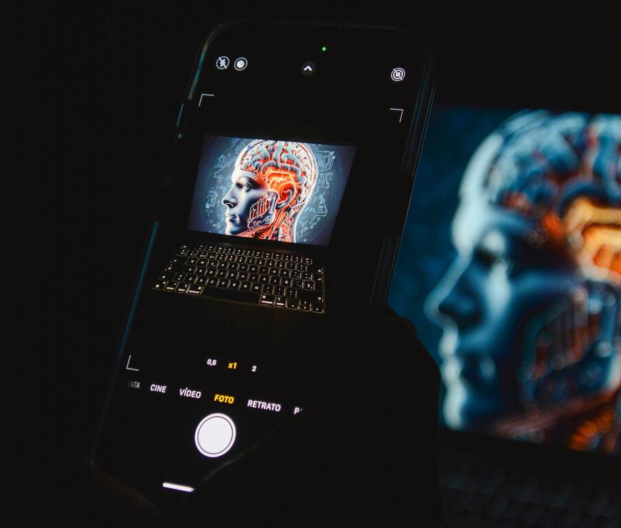 Чем больше автономии получает ИИ, тем важнее становится человеческий контроль. 