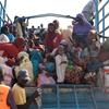 لاجئون سودانيون في مركز العبور الذي تديره الأمم المتحدة في الرنك، جنوب السودان.