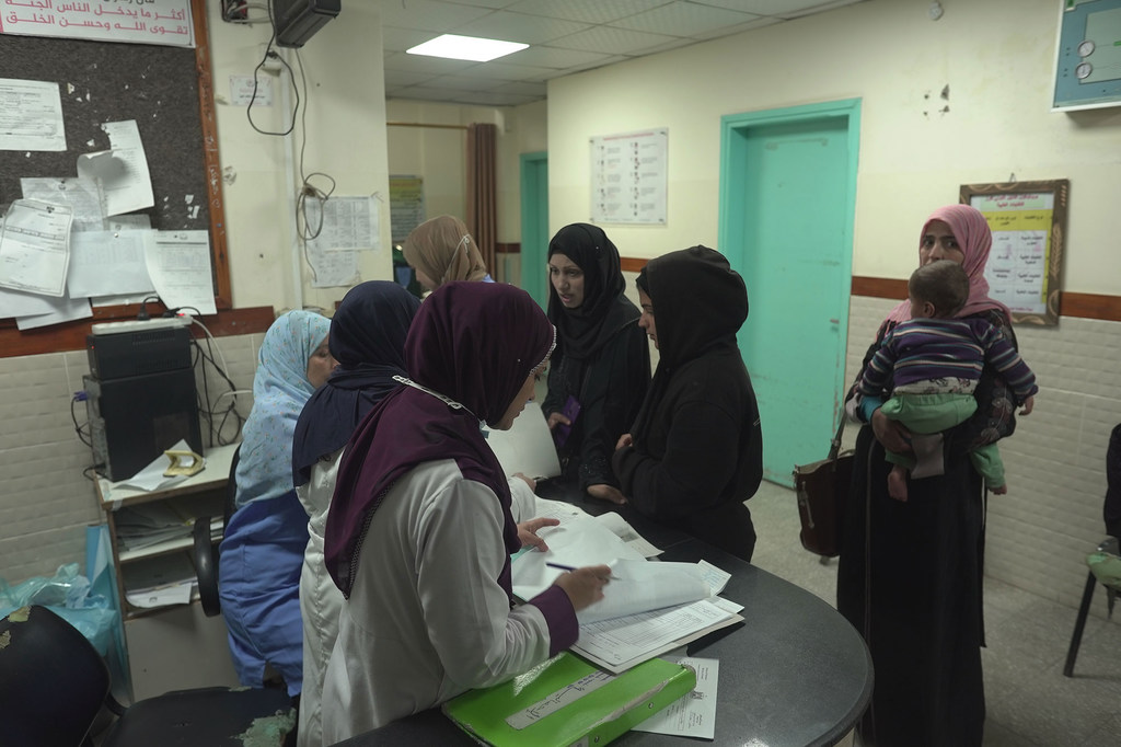 Wanawake wanatafuta matibabu katika hospitali ya uzazi kusini mwa Gaza. (Maktaba)