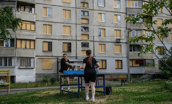 Жители зон конфликтов гибнут в своих домах, на рынках, в школах, на работе, на дорогах и во время попыток спастись от боевых действий, отмечают в ООН.