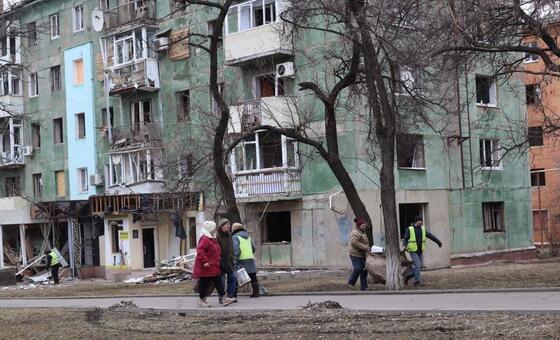 Russian attacks on Ukrainian civilians are a clear violation of humanitarian law, says senior UN official