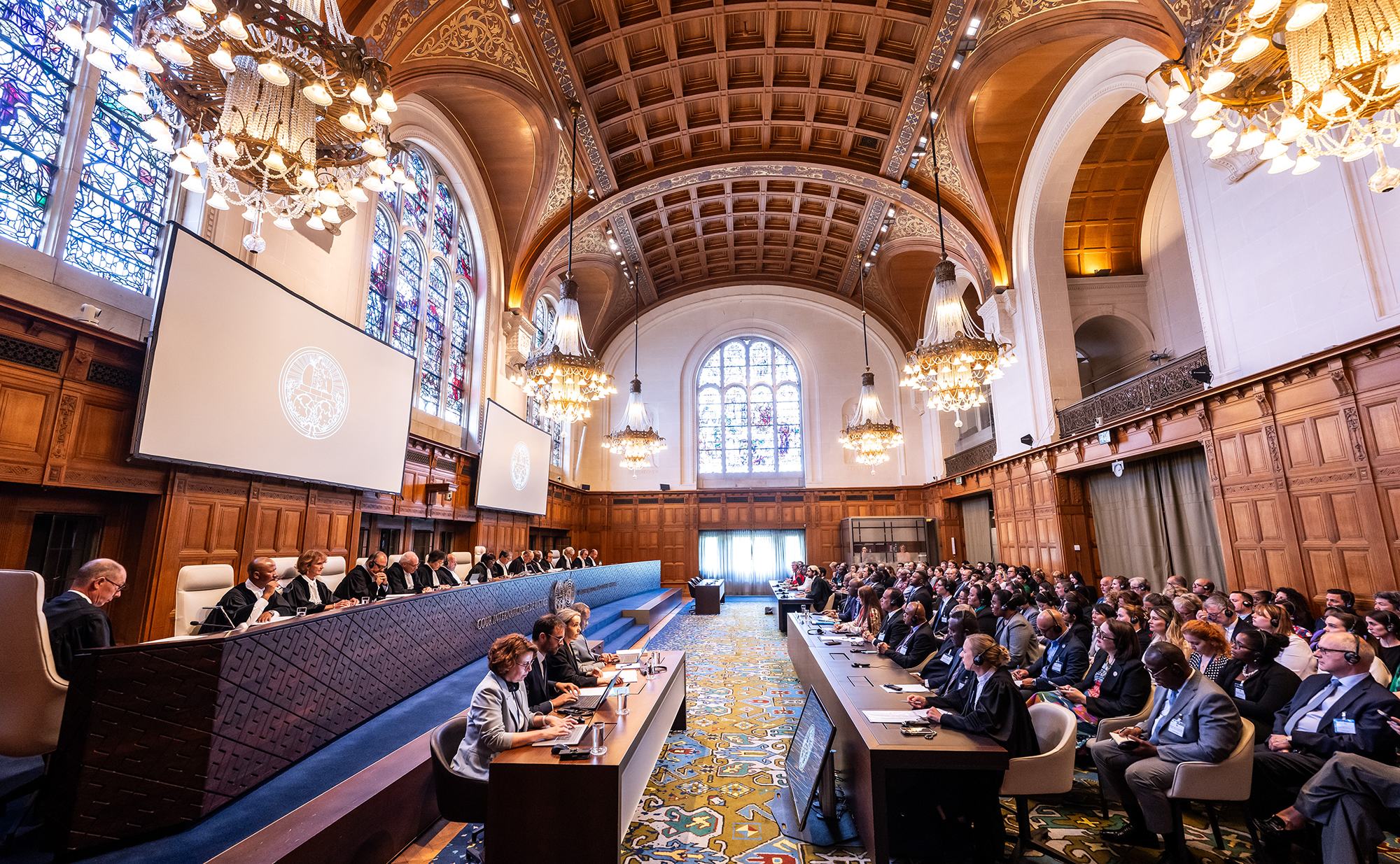 La Cour internationale de justice (CIJ) rend son avis consultatif sur les obligations des États en matière de changement climatique.