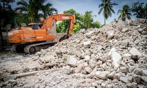 Mejorar la planificación urbana y la construcción puede contribuir a mitigar las catástrofes naturales como los terremotos, tal y como se ha visto en Haití. 