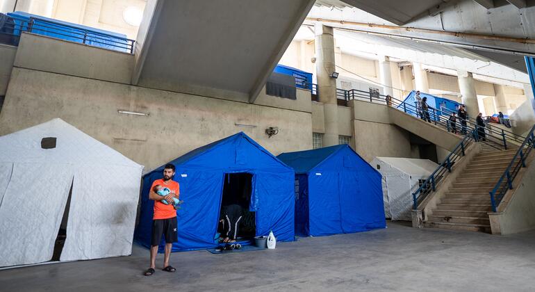 El Líbano en punto de quiebre a medida que el desplazamiento aumenta y las huelgas se intensifican
