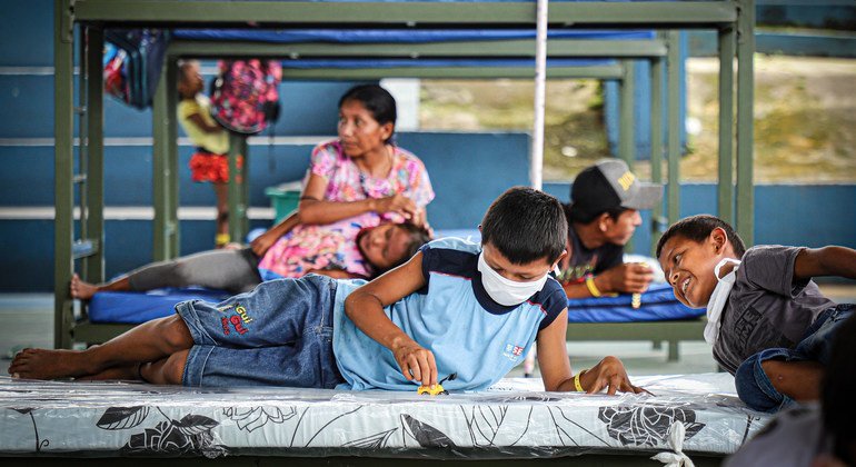 Refugiados e migrantes venezuelanos em Manaus, norte do Brasil. 