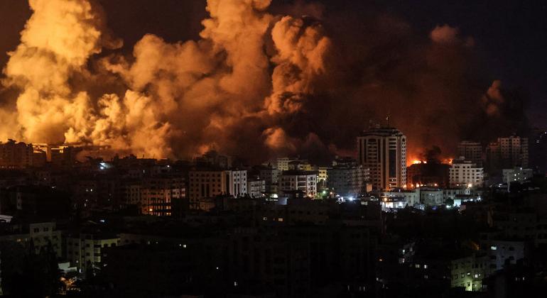 Air strikes on Gaza are continuing. (file)