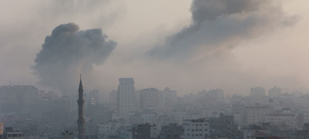 Les bombardements visant Gaza continuent.